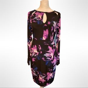NWT Jennifer Lopez floral keyhole dress | Size Medium | black & purple